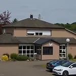 Fasthotel Le Mans Nord Saint-saturnin - Un Fh Confort 2* سانت-ساتورنين