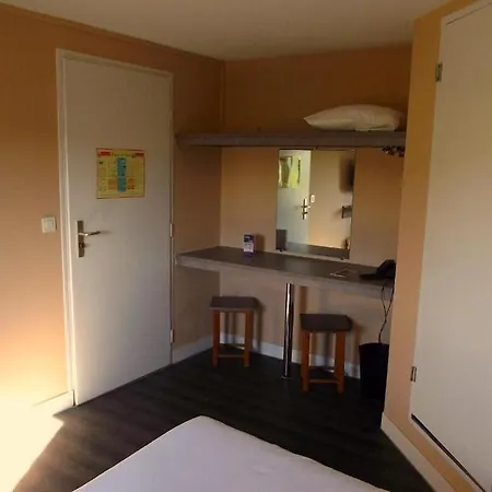 ホテル Fasthotel Le Mans Nord Saint-saturnin - Un Fh Confort 2*