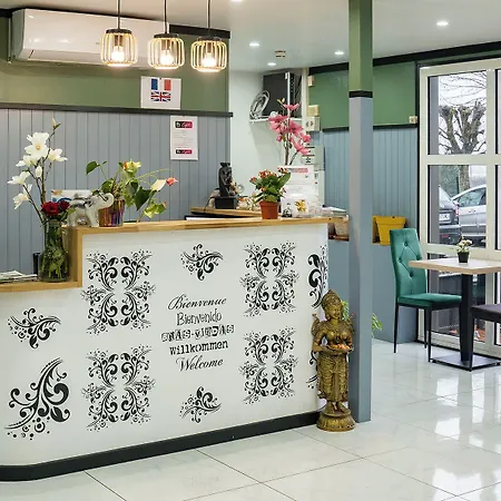 Отель Fasthotel Le Mans Nord Saint-saturnin - Un Fh Confort Сен-Сатурнен
