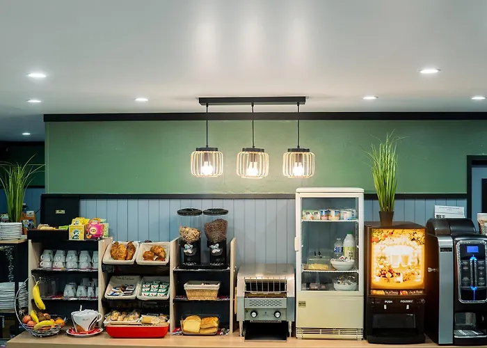 Hotel Fasthotel Le Mans Nord Saint-saturnin - Un Fh Confort